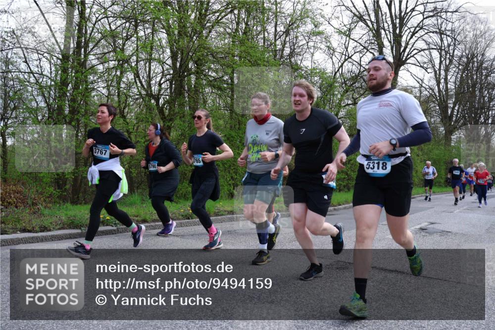 12.04.2026 - 45. Internationalen Wilhelmsburger Insellauf Yannick Fuchs http://msf.ph/oto/9494159 12.04.2026 13:03:31 Laufen 3767, 765, 5790, 1, 5318, 5666 meine-sportfotos.de