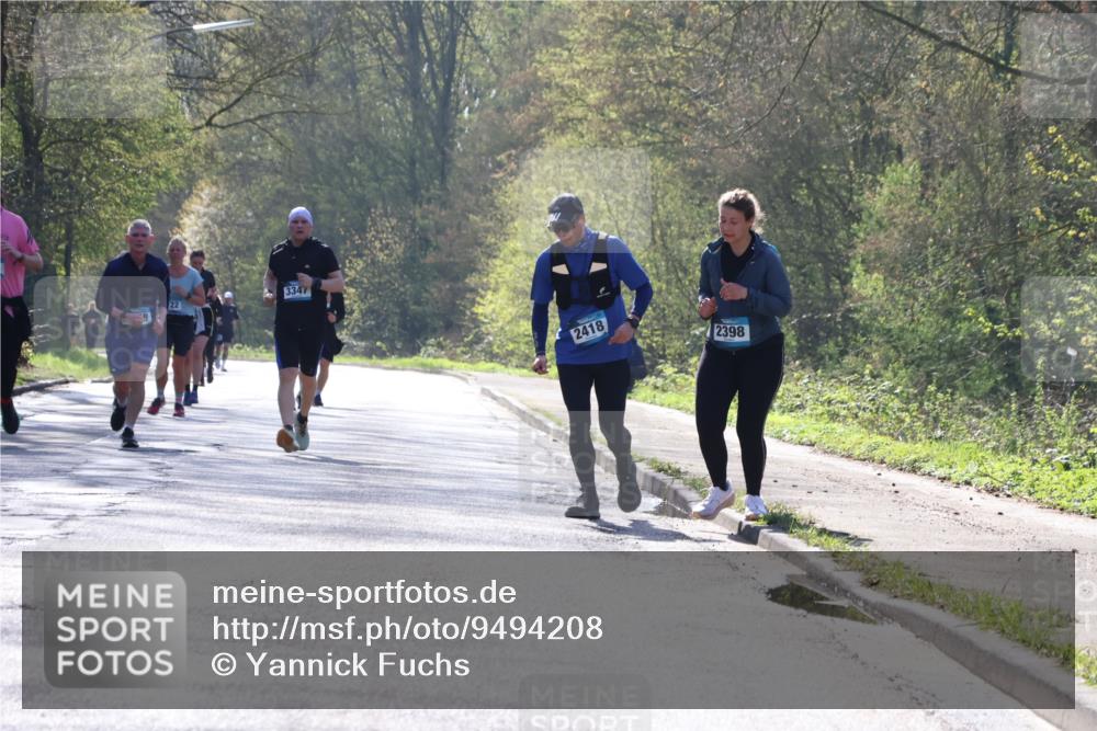 12.04.2026 - 45. Internationalen Wilhelmsburger Insellauf Yannick Fuchs http://msf.ph/oto/9494208 12.04.2026 10:48:31 Laufen 22, 3347, 2418, 2398 meine-sportfotos.de