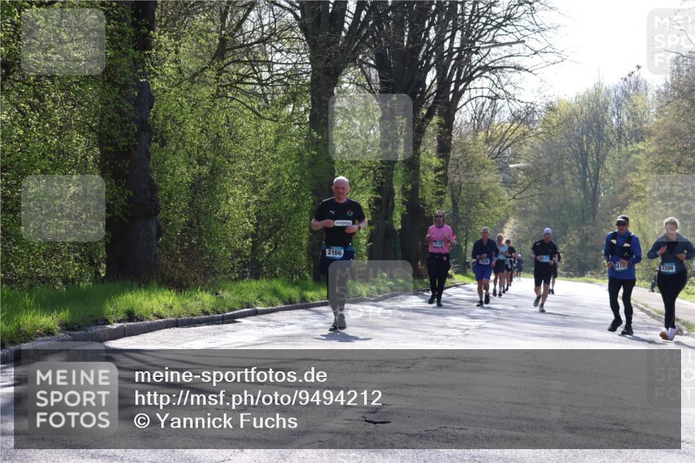 12.04.2026 - 45. Internationalen Wilhelmsburger Insellauf Yannick Fuchs http://msf.ph/oto/9494212 12.04.2026 10:48:32 Laufen 2166, 3178, 347, 3358, 241, 2398 meine-sportfotos.de