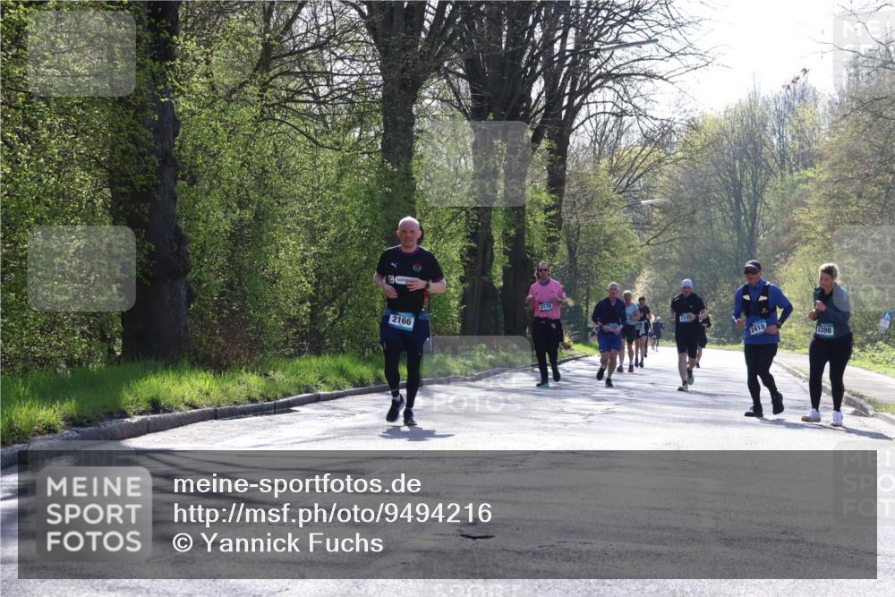 12.04.2026 - 45. Internationalen Wilhelmsburger Insellauf Yannick Fuchs http://msf.ph/oto/9494216 12.04.2026 10:48:32 Laufen 3178, 2166, 334, 2418, 2398 meine-sportfotos.de