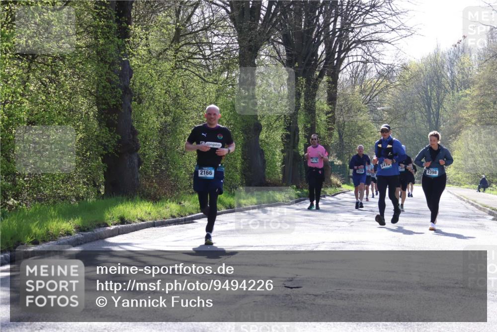 12.04.2026 - 45. Internationalen Wilhelmsburger Insellauf Yannick Fuchs http://msf.ph/oto/9494226 12.04.2026 10:48:33 Laufen 3178, 2166, 3358, 241, 347, 2398 meine-sportfotos.de