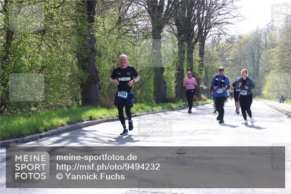 12.04.2026 - 45. Internationalen Wilhelmsburger Insellauf Yannick Fuchs http://msf.ph/oto/9494232 12.04.2026 10:48:34 Laufen 2166, 3178, 2418, 2398 meine-sportfotos.de