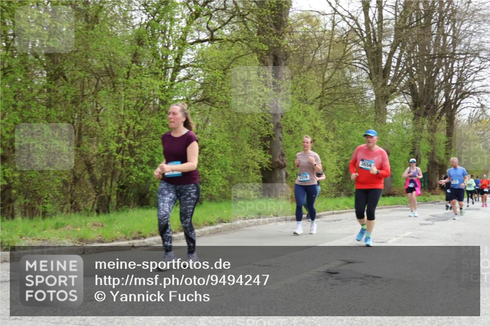 12.04.2026 - 45. Internationalen Wilhelmsburger Insellauf Yannick Fuchs http://msf.ph/oto/9494247 12.04.2026 13:03:41 Laufen 2316, 3656 meine-sportfotos.de