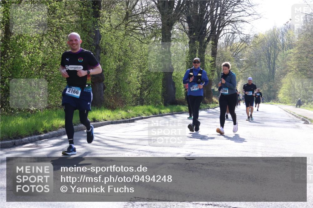 12.04.2026 - 45. Internationalen Wilhelmsburger Insellauf Yannick Fuchs http://msf.ph/oto/9494248 12.04.2026 10:48:35 Laufen 2418, 2398, 3347, 2166 meine-sportfotos.de