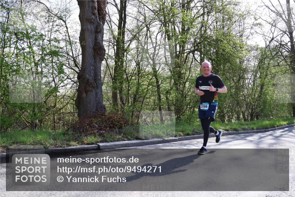 12.04.2026 - 45. Internationalen Wilhelmsburger Insellauf Yannick Fuchs http://msf.ph/oto/9494271 12.04.2026 10:48:37 Laufen 2166 meine-sportfotos.de