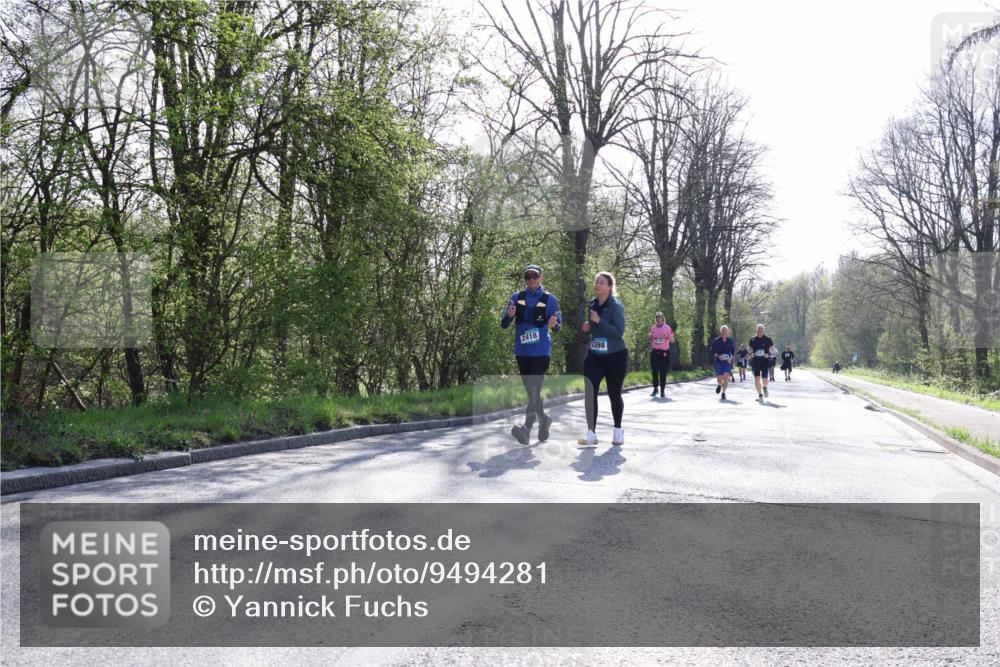 12.04.2026 - 45. Internationalen Wilhelmsburger Insellauf Yannick Fuchs http://msf.ph/oto/9494281 12.04.2026 10:48:38 Laufen 2418, 2398 meine-sportfotos.de