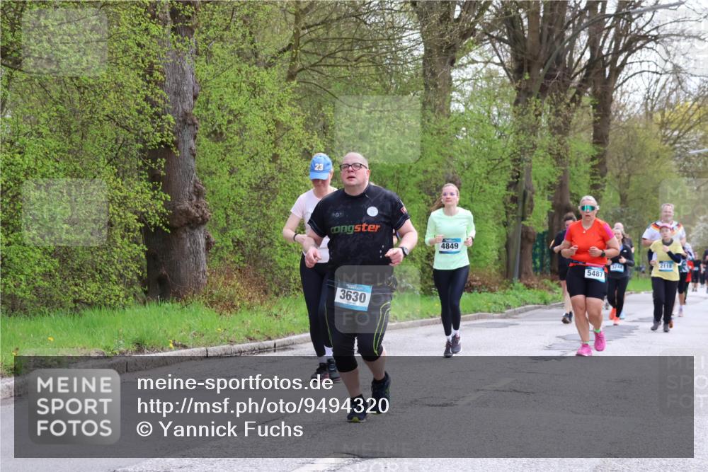 12.04.2026 - 45. Internationalen Wilhelmsburger Insellauf Yannick Fuchs http://msf.ph/oto/9494320 12.04.2026 13:03:49 Laufen 23, 908, 3630, 4849, 2118, 3244, 5487 meine-sportfotos.de