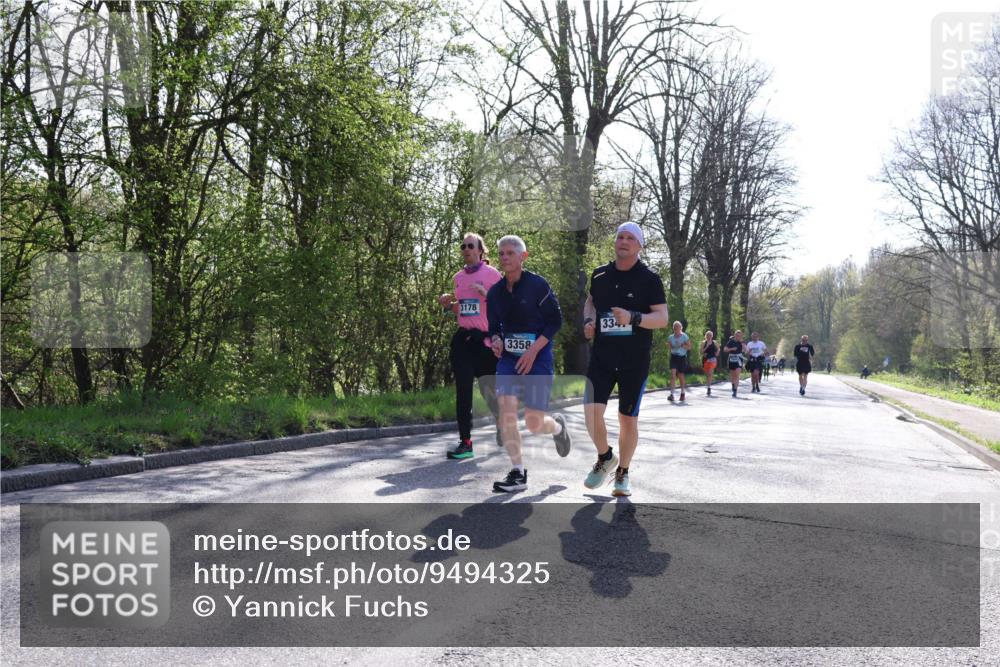 12.04.2026 - 45. Internationalen Wilhelmsburger Insellauf Yannick Fuchs http://msf.ph/oto/9494325 12.04.2026 10:48:43 Laufen 3178, 3358, 334 meine-sportfotos.de