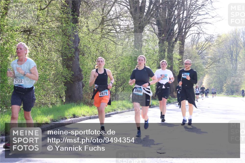 12.04.2026 - 45. Internationalen Wilhelmsburger Insellauf Yannick Fuchs http://msf.ph/oto/9494354 12.04.2026 10:48:47 Laufen 2122, 2879, 2880, 325, 4004 meine-sportfotos.de