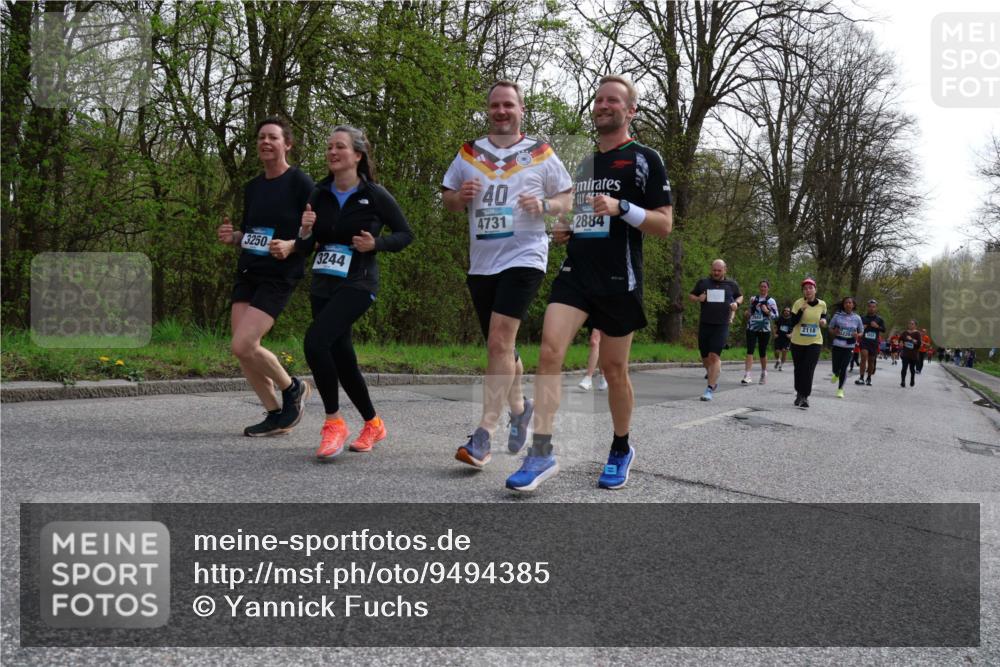 12.04.2026 - 45. Internationalen Wilhelmsburger Insellauf Yannick Fuchs http://msf.ph/oto/9494385 12.04.2026 13:03:59 Laufen 3250, 3244, 40, 4731, 2884, 2118, 220 meine-sportfotos.de
