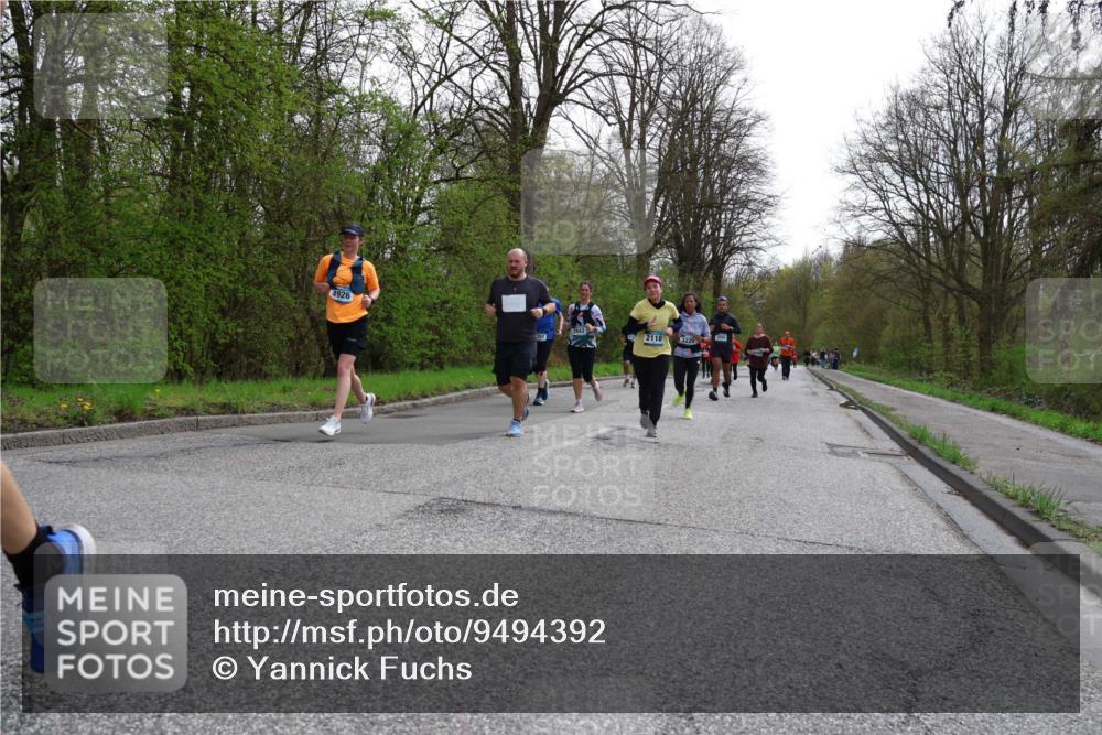 12.04.2026 - 45. Internationalen Wilhelmsburger Insellauf Yannick Fuchs http://msf.ph/oto/9494392 12.04.2026 13:03:59 Laufen 4926, 2118 meine-sportfotos.de