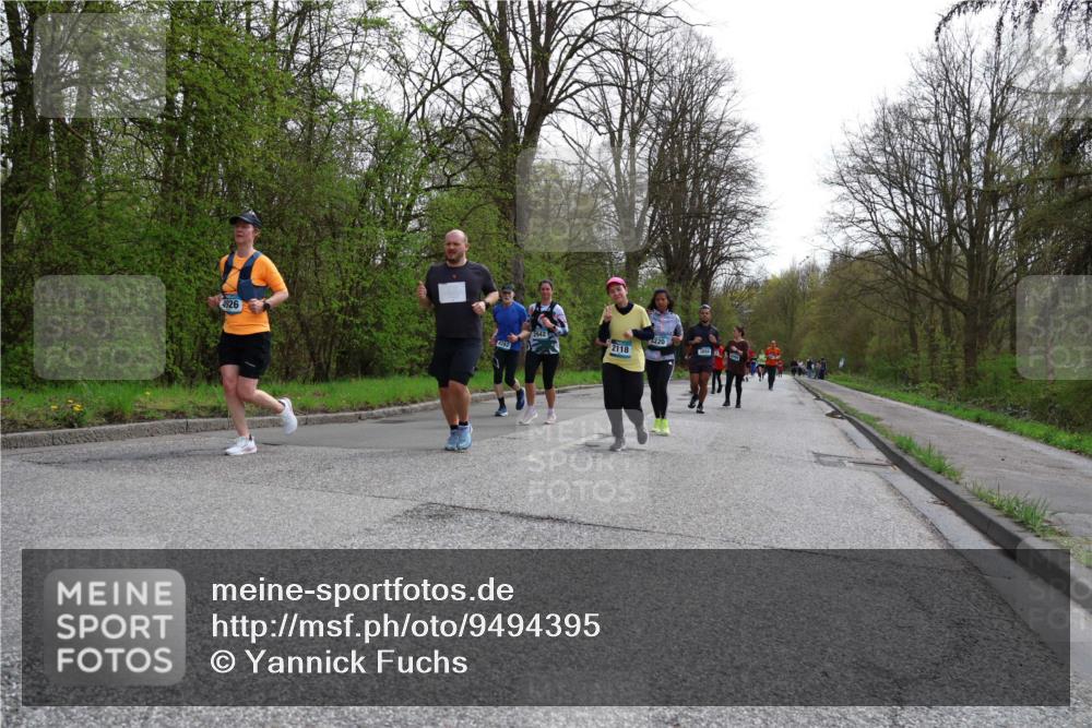 12.04.2026 - 45. Internationalen Wilhelmsburger Insellauf Yannick Fuchs http://msf.ph/oto/9494395 12.04.2026 13:04:00 Laufen 4926, 2942, 2118, 3850 meine-sportfotos.de