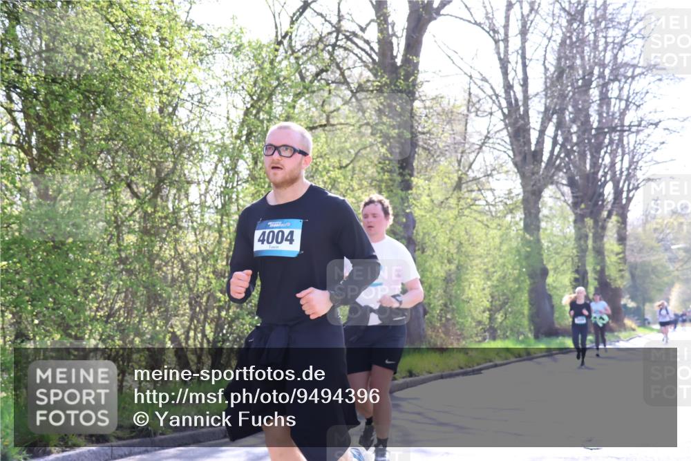 12.04.2026 - 45. Internationalen Wilhelmsburger Insellauf Yannick Fuchs http://msf.ph/oto/9494396 12.04.2026 10:48:51 Laufen 4004 meine-sportfotos.de