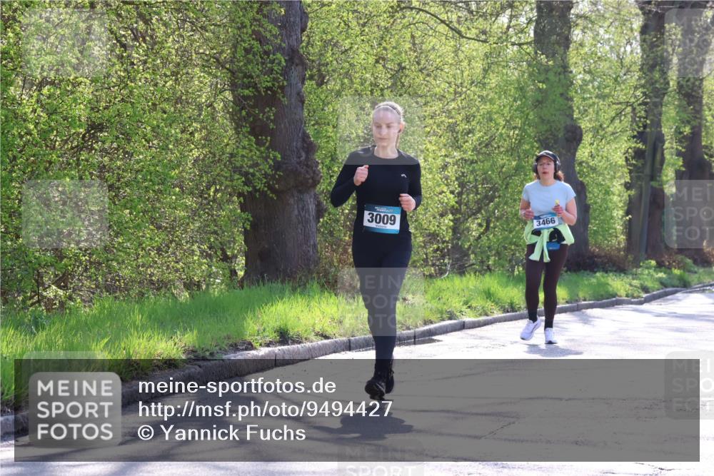 12.04.2026 - 45. Internationalen Wilhelmsburger Insellauf Yannick Fuchs http://msf.ph/oto/9494427 12.04.2026 10:48:55 Laufen 3009, 3466, 1 meine-sportfotos.de