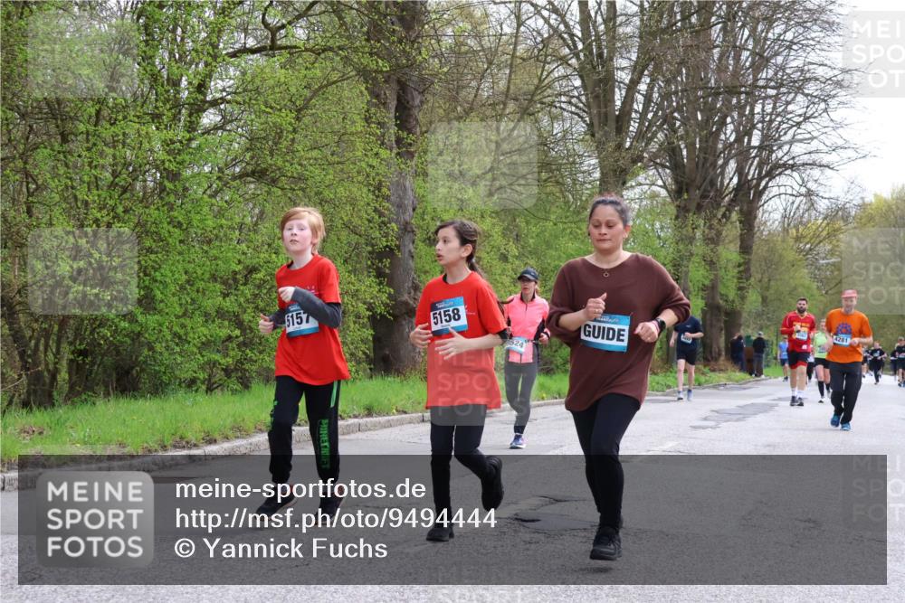 12.04.2026 - 45. Internationalen Wilhelmsburger Insellauf Yannick Fuchs http://msf.ph/oto/9494444 12.04.2026 13:04:06 Laufen 5157, 5158, 524, 4281 meine-sportfotos.de