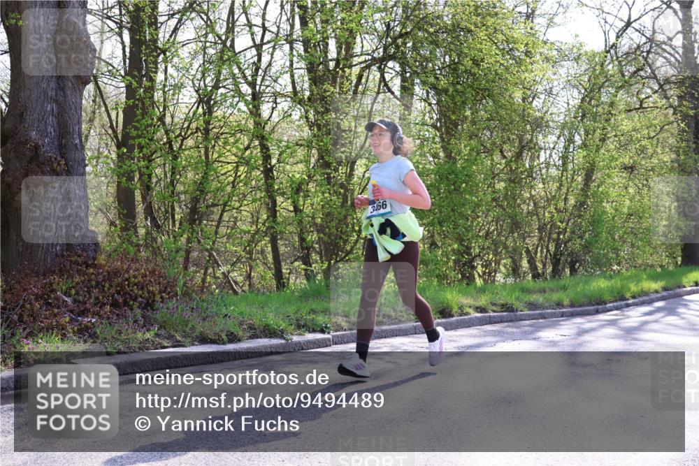 12.04.2026 - 45. Internationalen Wilhelmsburger Insellauf Yannick Fuchs http://msf.ph/oto/9494489 12.04.2026 10:49:01 Laufen 9978 meine-sportfotos.de