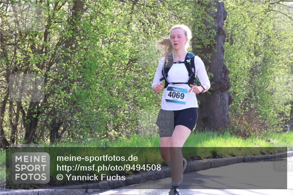 12.04.2026 - 45. Internationalen Wilhelmsburger Insellauf Yannick Fuchs http://msf.ph/oto/9494508 12.04.2026 10:49:05 Laufen 4069 meine-sportfotos.de