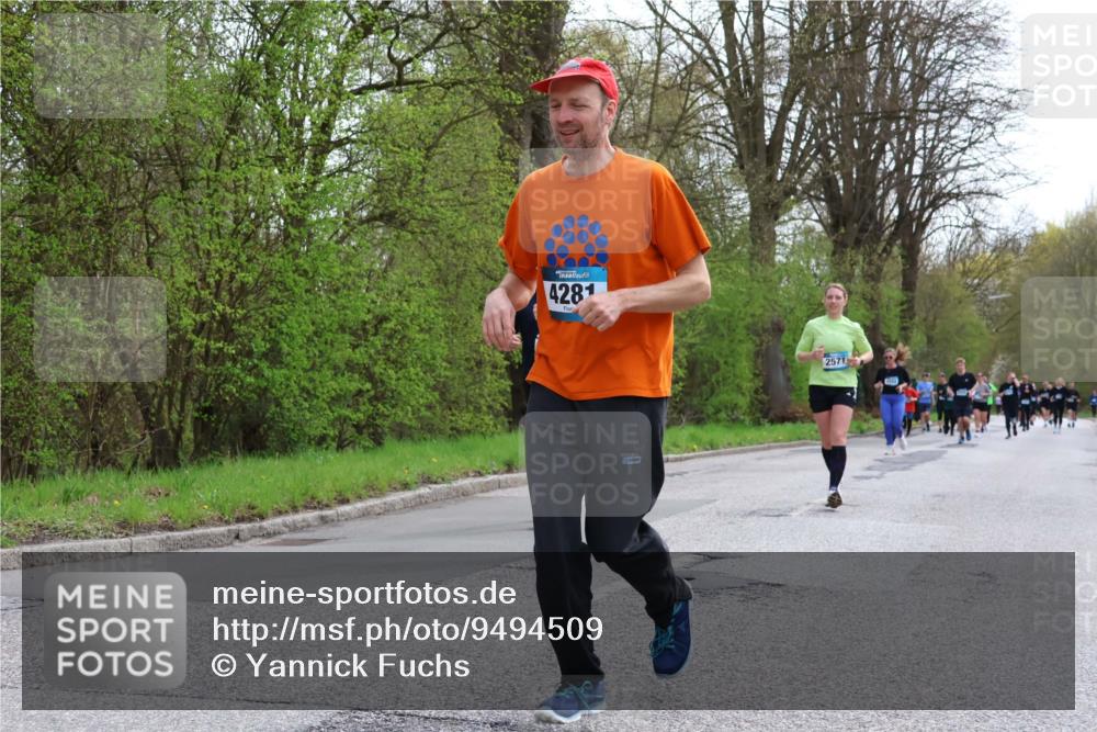 12.04.2026 - 45. Internationalen Wilhelmsburger Insellauf Yannick Fuchs http://msf.ph/oto/9494509 12.04.2026 13:04:14 Laufen 4281, 2571 meine-sportfotos.de