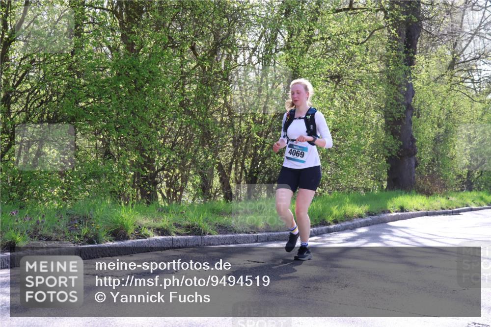12.04.2026 - 45. Internationalen Wilhelmsburger Insellauf Yannick Fuchs http://msf.ph/oto/9494519 12.04.2026 10:49:06 Laufen 4069 meine-sportfotos.de