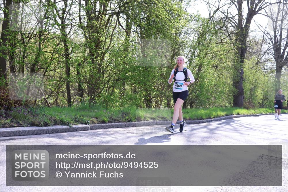 12.04.2026 - 45. Internationalen Wilhelmsburger Insellauf Yannick Fuchs http://msf.ph/oto/9494525 12.04.2026 10:49:06 Laufen 4069 meine-sportfotos.de