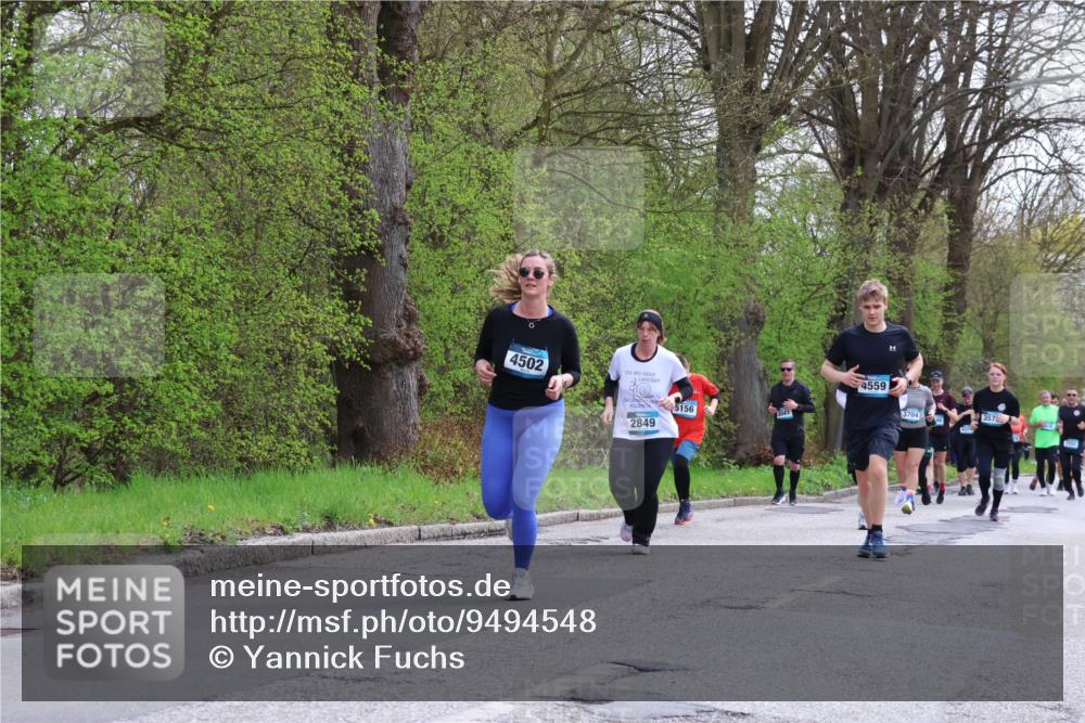 12.04.2026 - 45. Internationalen Wilhelmsburger Insellauf Yannick Fuchs http://msf.ph/oto/9494548 12.04.2026 13:04:20 Laufen 4502, 2849, 5156, 4559, 3704, 357 meine-sportfotos.de