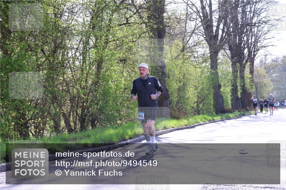 12.04.2026 - 45. Internationalen Wilhelmsburger Insellauf Yannick Fuchs http://msf.ph/oto/9494549 12.04.2026 10:49:10 Laufen 950 meine-sportfotos.de