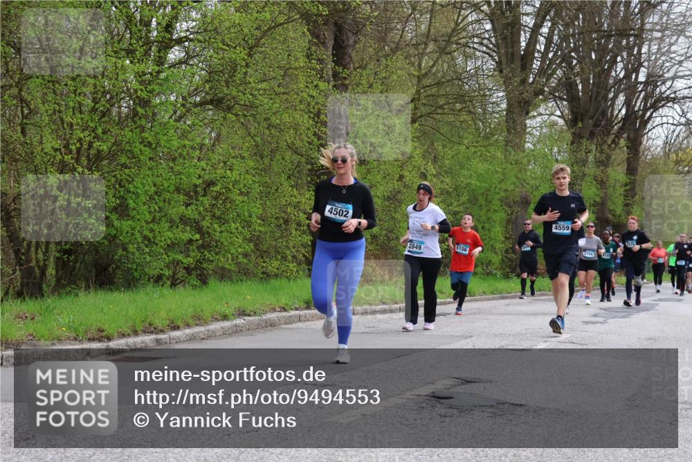 12.04.2026 - 45. Internationalen Wilhelmsburger Insellauf Yannick Fuchs http://msf.ph/oto/9494553 12.04.2026 13:04:21 Laufen 4502, 2849, 5156, 4559, 3575, 3704, 4104 meine-sportfotos.de
