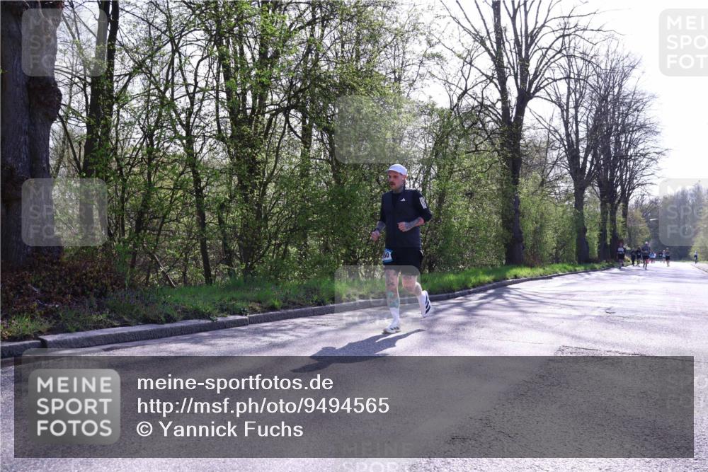 12.04.2026 - 45. Internationalen Wilhelmsburger Insellauf Yannick Fuchs http://msf.ph/oto/9494565 12.04.2026 10:49:11 Laufen  meine-sportfotos.de