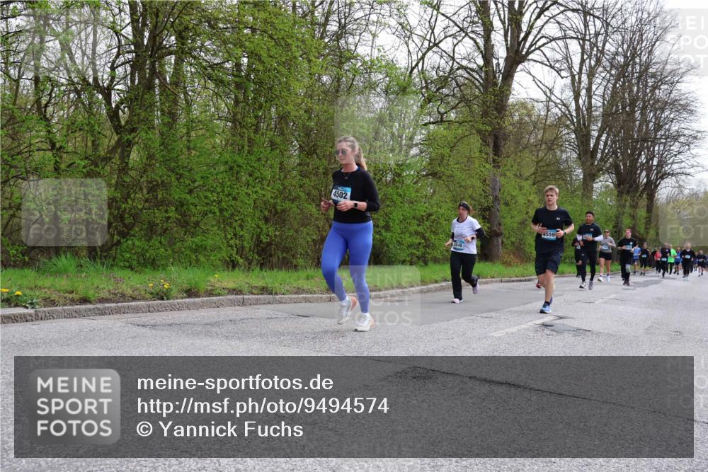 12.04.2026 - 45. Internationalen Wilhelmsburger Insellauf Yannick Fuchs http://msf.ph/oto/9494574 12.04.2026 13:04:23 Laufen 4502, 4559 meine-sportfotos.de