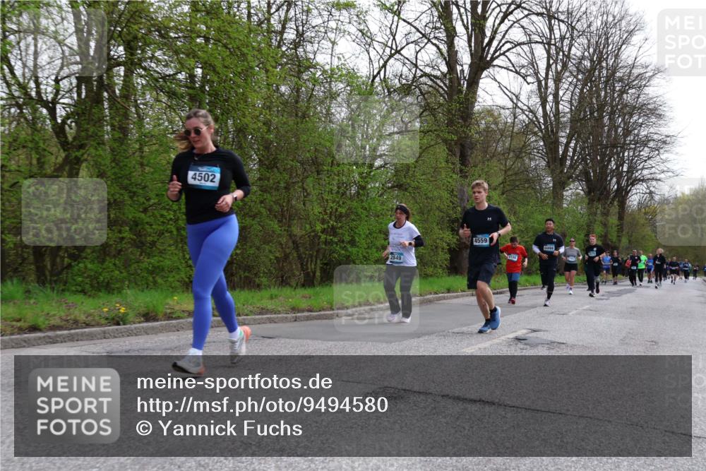 12.04.2026 - 45. Internationalen Wilhelmsburger Insellauf Yannick Fuchs http://msf.ph/oto/9494580 12.04.2026 13:04:23 Laufen 4502, 2849, 4559, 5156 meine-sportfotos.de