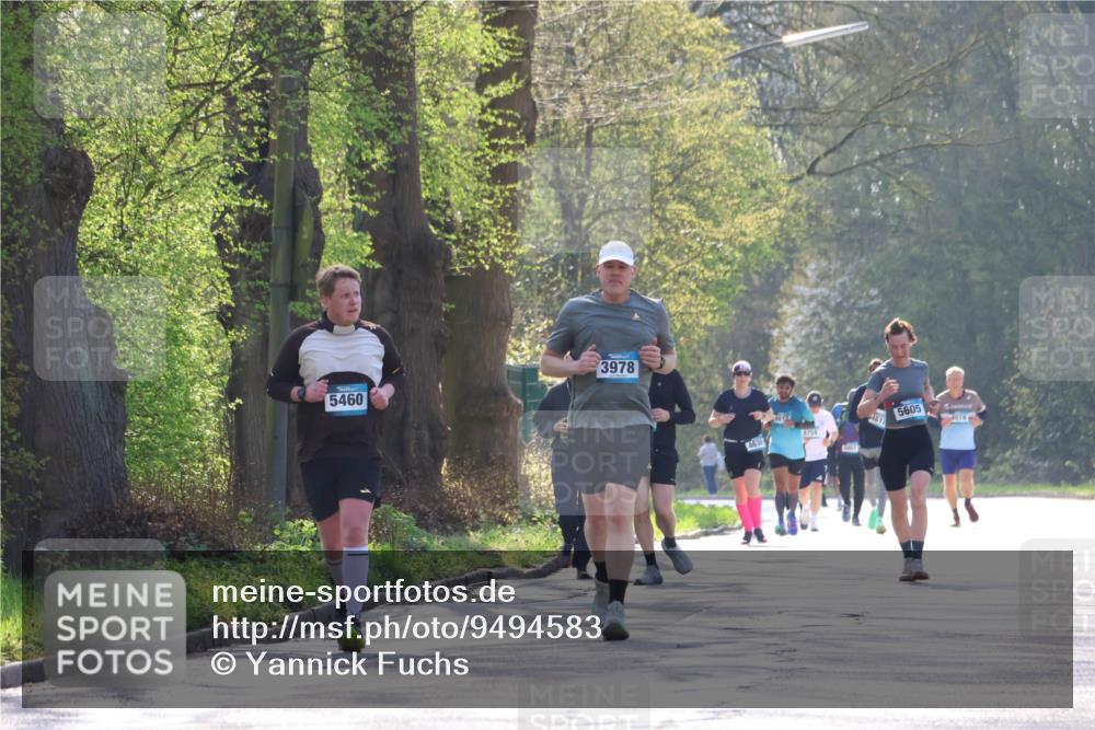 12.04.2026 - 45. Internationalen Wilhelmsburger Insellauf Yannick Fuchs http://msf.ph/oto/9494583 12.04.2026 10:49:15 Laufen 5460, 3978, 4630, 4756, 5605 meine-sportfotos.de