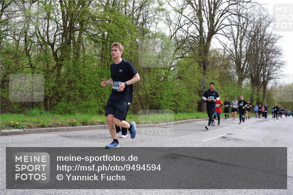 12.04.2026 - 45. Internationalen Wilhelmsburger Insellauf Yannick Fuchs http://msf.ph/oto/9494594 12.04.2026 13:04:25 Laufen 4559, 3704 meine-sportfotos.de