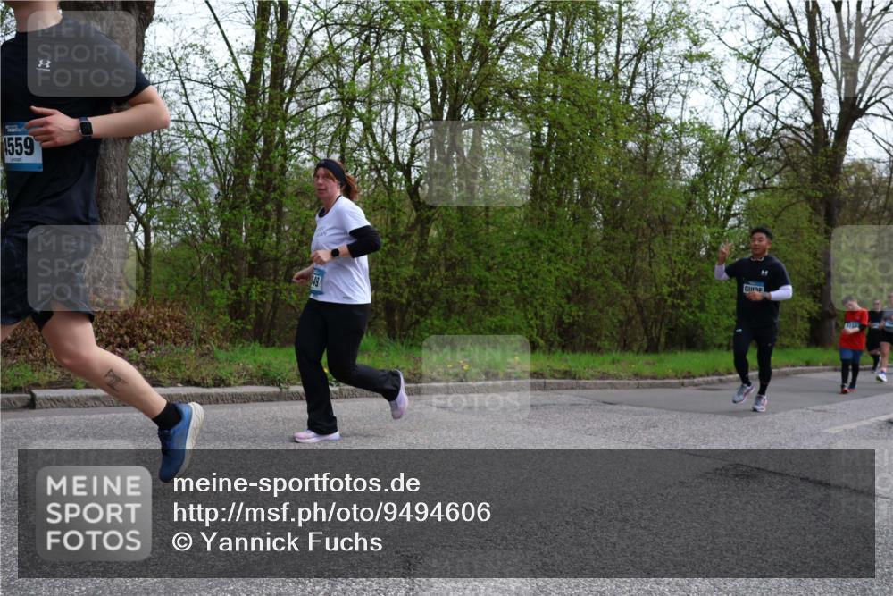 12.04.2026 - 45. Internationalen Wilhelmsburger Insellauf Yannick Fuchs http://msf.ph/oto/9494606 12.04.2026 13:04:25 Laufen 1559, 49 meine-sportfotos.de