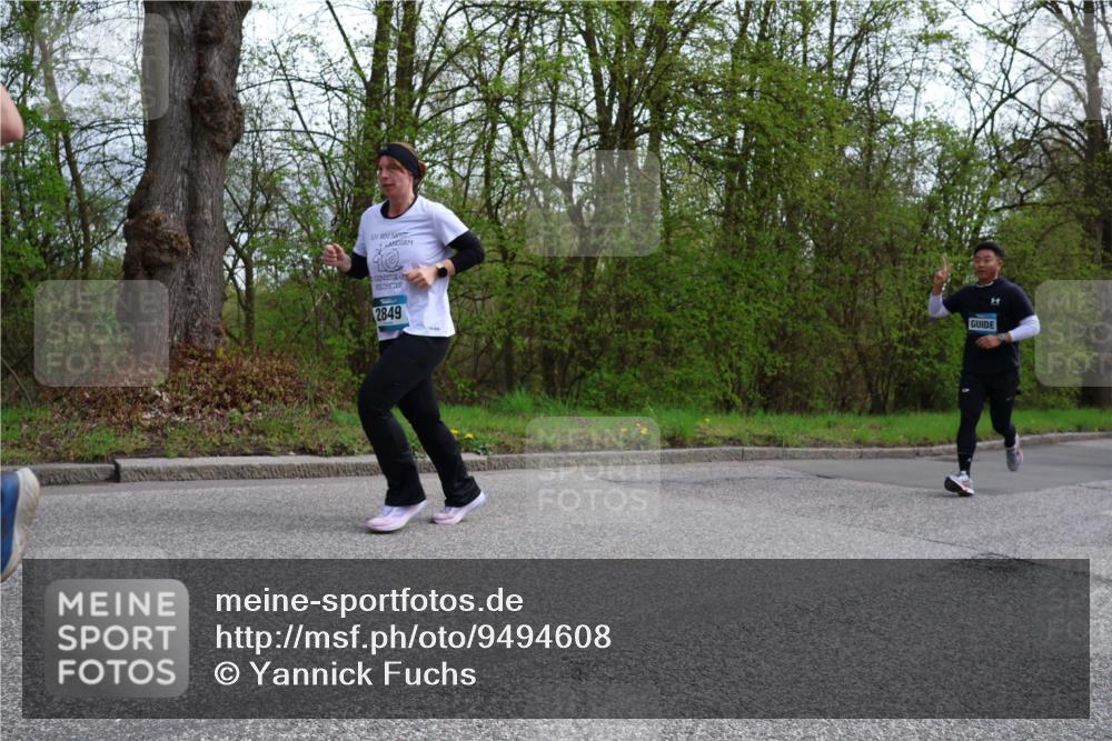 12.04.2026 - 45. Internationalen Wilhelmsburger Insellauf Yannick Fuchs http://msf.ph/oto/9494608 12.04.2026 13:04:26 Laufen 2849 meine-sportfotos.de