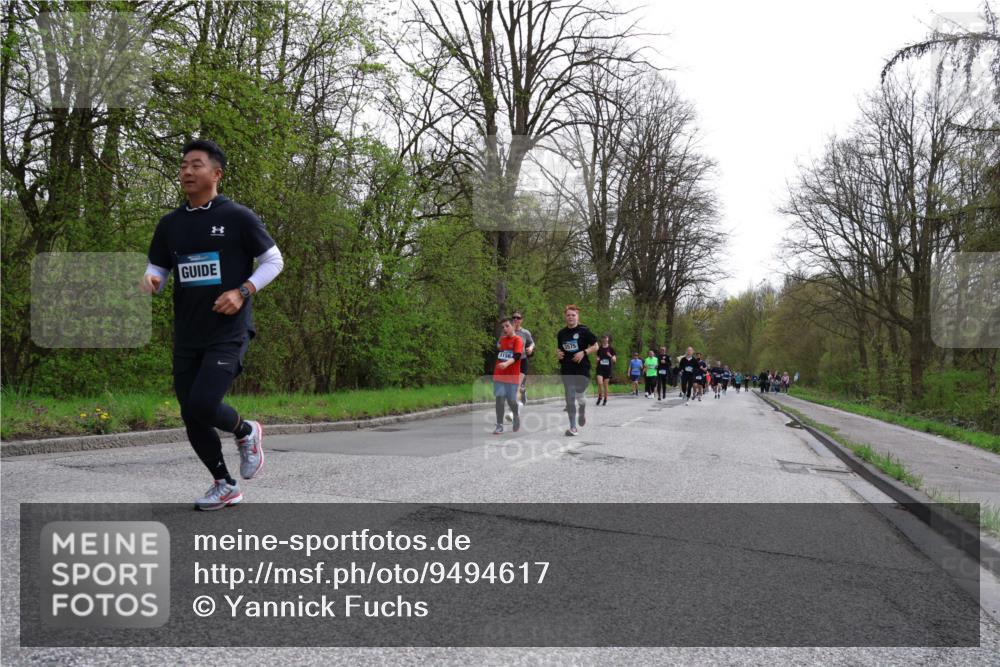 12.04.2026 - 45. Internationalen Wilhelmsburger Insellauf Yannick Fuchs http://msf.ph/oto/9494617 12.04.2026 13:04:27 Laufen 5156, 3575 meine-sportfotos.de