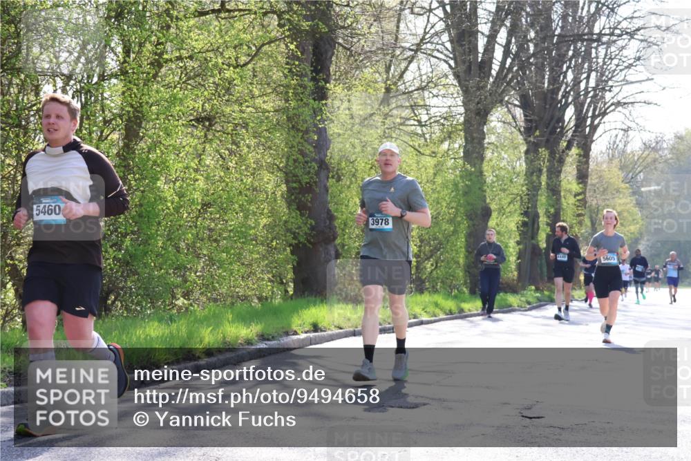 12.04.2026 - 45. Internationalen Wilhelmsburger Insellauf Yannick Fuchs http://msf.ph/oto/9494658 12.04.2026 10:49:24 Laufen 5460, 3978, 4440, 5605 meine-sportfotos.de