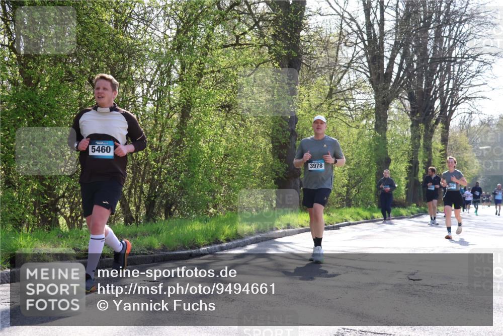 12.04.2026 - 45. Internationalen Wilhelmsburger Insellauf Yannick Fuchs http://msf.ph/oto/9494661 12.04.2026 10:49:25 Laufen 5460, 3978, 5605 meine-sportfotos.de