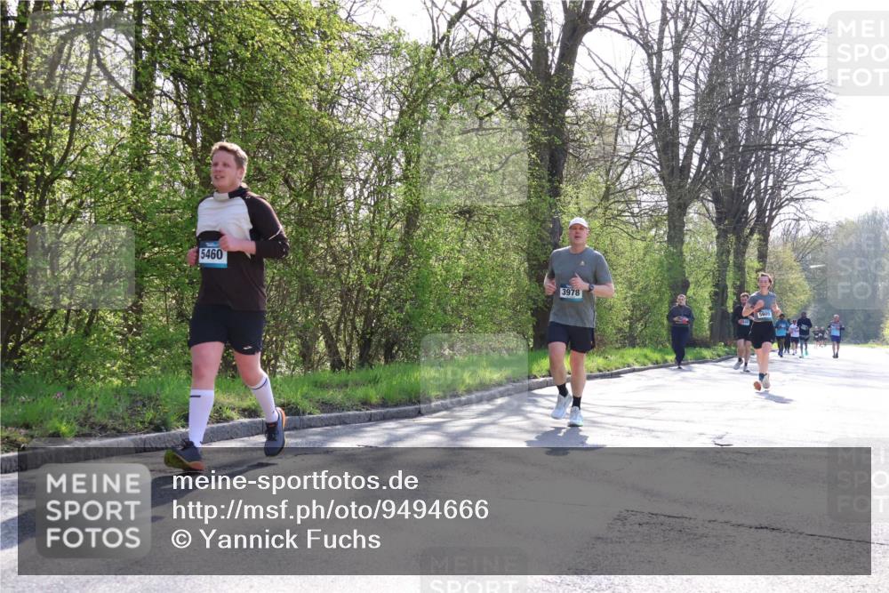 12.04.2026 - 45. Internationalen Wilhelmsburger Insellauf Yannick Fuchs http://msf.ph/oto/9494666 12.04.2026 10:49:25 Laufen 5460, 3978, 5605 meine-sportfotos.de