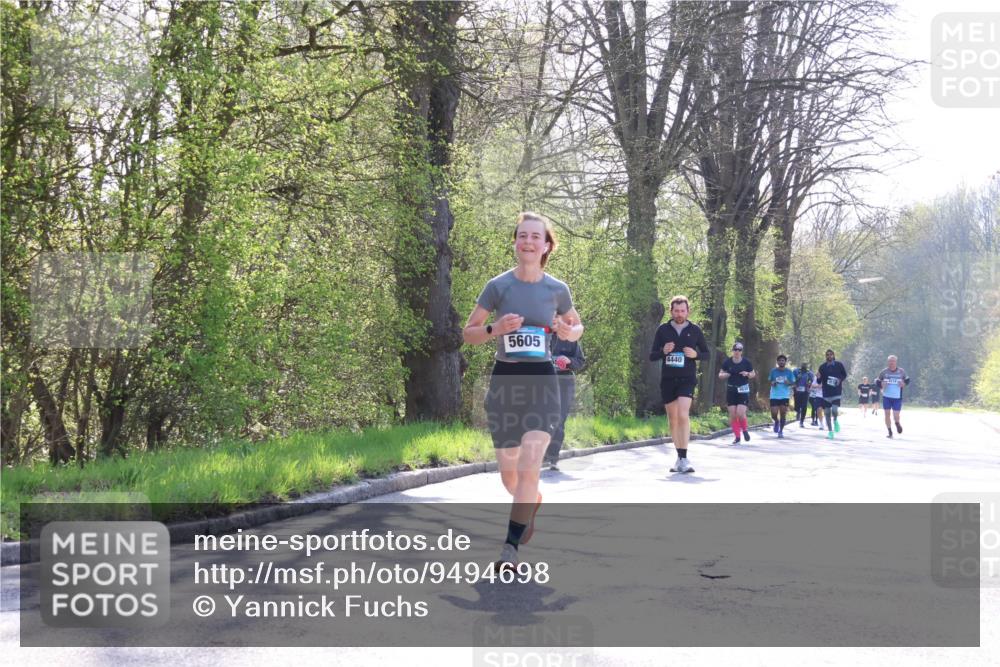 12.04.2026 - 45. Internationalen Wilhelmsburger Insellauf Yannick Fuchs http://msf.ph/oto/9494698 12.04.2026 10:49:28 Laufen 5605, 4440 meine-sportfotos.de