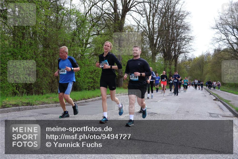 12.04.2026 - 45. Internationalen Wilhelmsburger Insellauf Yannick Fuchs http://msf.ph/oto/9494727 12.04.2026 13:04:39 Laufen 5465, 4130, 4129 meine-sportfotos.de