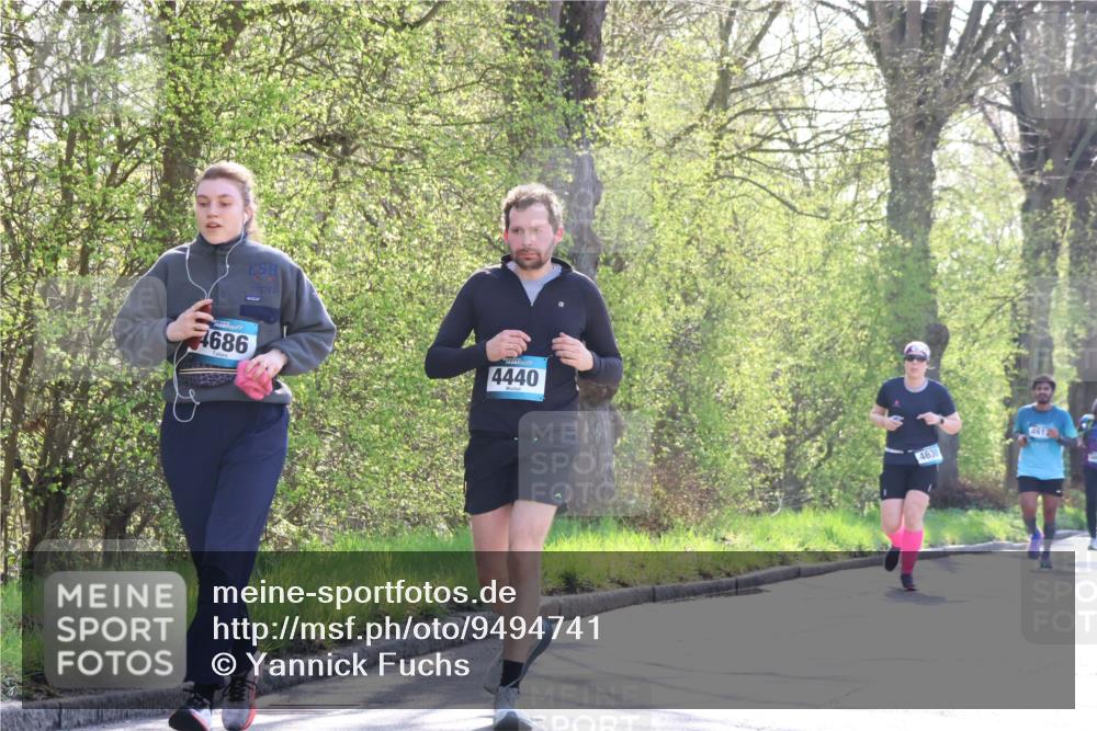 12.04.2026 - 45. Internationalen Wilhelmsburger Insellauf Yannick Fuchs http://msf.ph/oto/9494741 12.04.2026 10:49:32 Laufen 4686, 4440, 4630, 461 meine-sportfotos.de