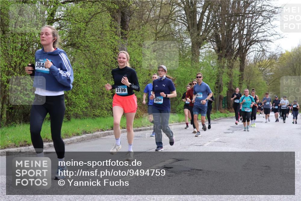 12.04.2026 - 45. Internationalen Wilhelmsburger Insellauf Yannick Fuchs http://msf.ph/oto/9494759 12.04.2026 13:04:42 Laufen 384, 3199, 3694, 2617, 4727 meine-sportfotos.de