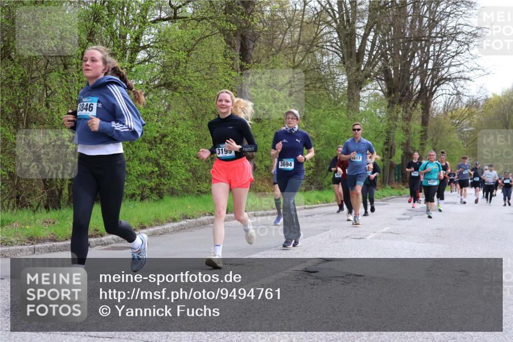 12.04.2026 - 45. Internationalen Wilhelmsburger Insellauf Yannick Fuchs http://msf.ph/oto/9494761 12.04.2026 13:04:42 Laufen 3846, 3195, 2617, 3694, 4727 meine-sportfotos.de