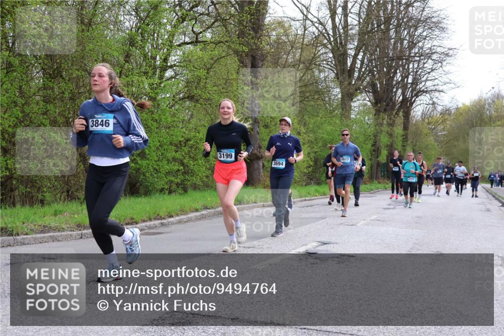 12.04.2026 - 45. Internationalen Wilhelmsburger Insellauf Yannick Fuchs http://msf.ph/oto/9494764 12.04.2026 13:04:42 Laufen 3846, 3199, 3694, 2617, 4727 meine-sportfotos.de