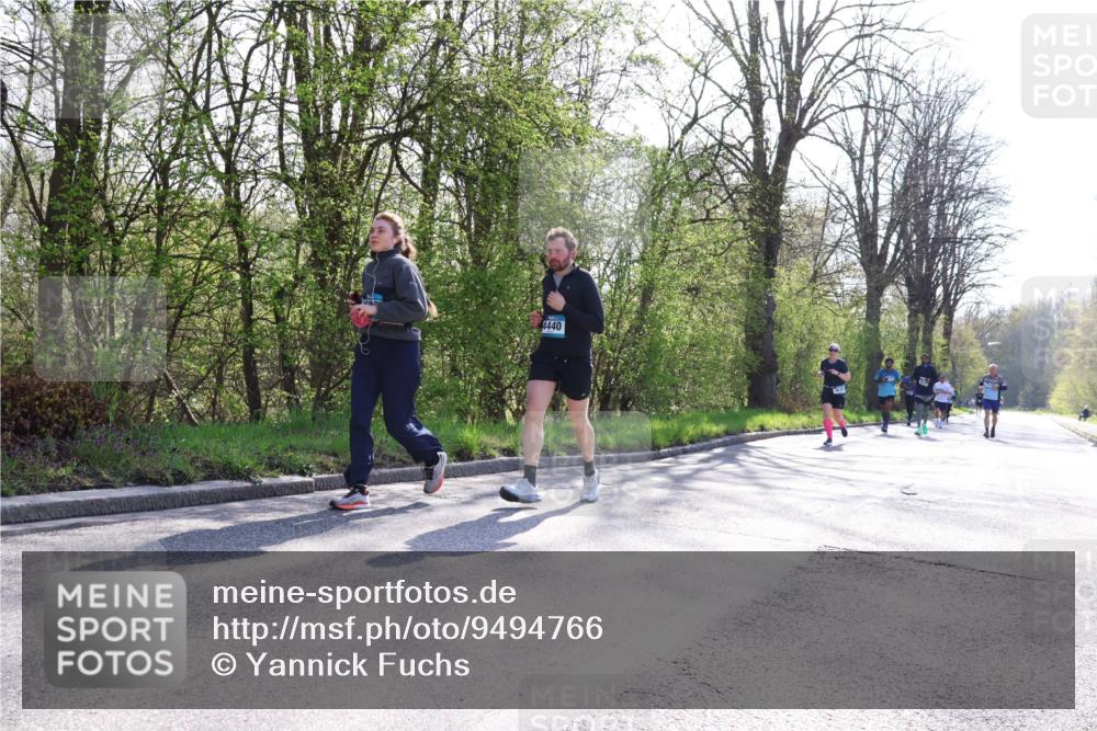 12.04.2026 - 45. Internationalen Wilhelmsburger Insellauf Yannick Fuchs http://msf.ph/oto/9494766 12.04.2026 10:49:34 Laufen 4440 meine-sportfotos.de