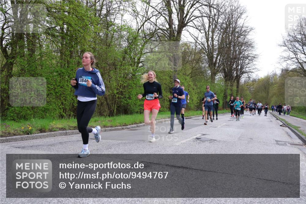 12.04.2026 - 45. Internationalen Wilhelmsburger Insellauf Yannick Fuchs http://msf.ph/oto/9494767 12.04.2026 13:04:43 Laufen 3846, 3199, 3694 meine-sportfotos.de