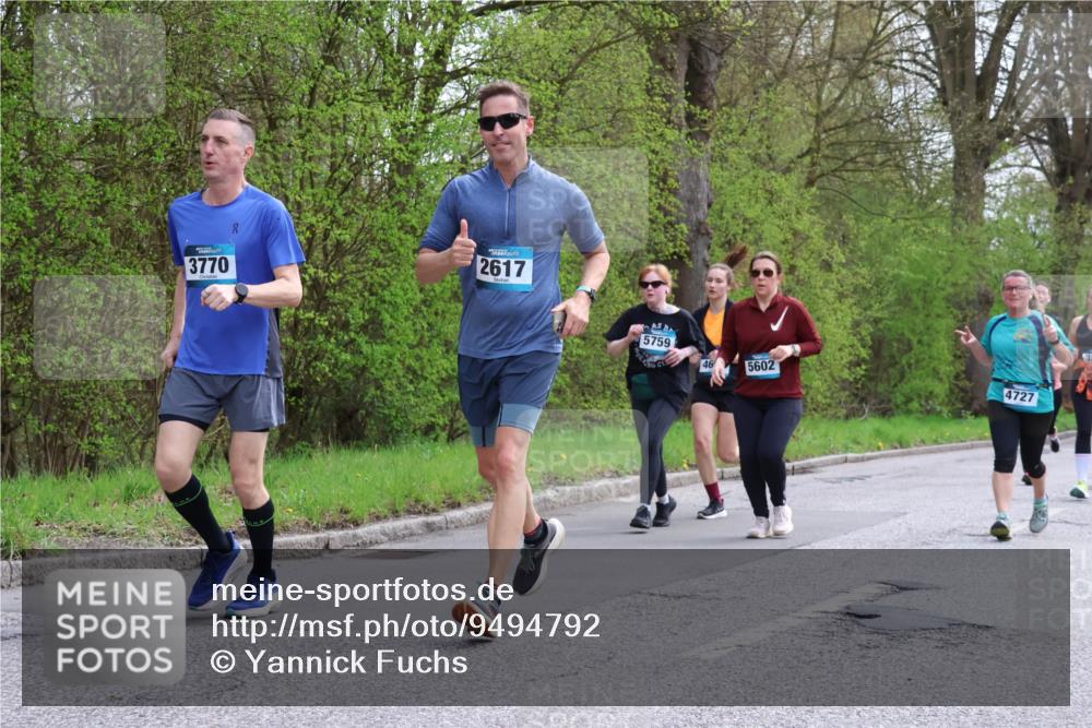 12.04.2026 - 45. Internationalen Wilhelmsburger Insellauf Yannick Fuchs http://msf.ph/oto/9494792 12.04.2026 13:04:45 Laufen 3770, 2617, 5759, 46, 5602, 4727 meine-sportfotos.de