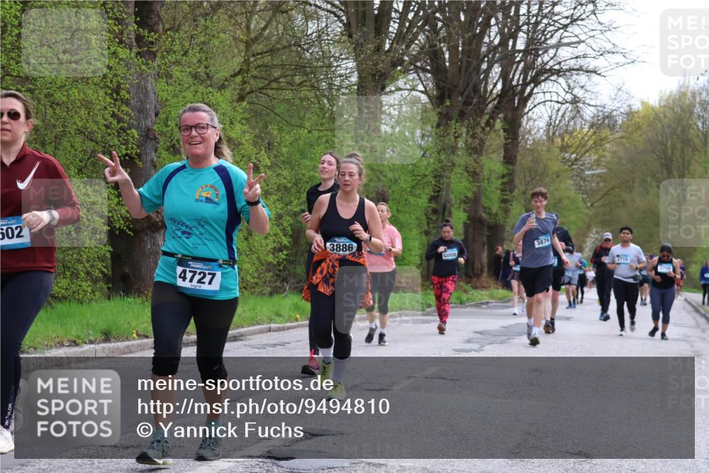 12.04.2026 - 45. Internationalen Wilhelmsburger Insellauf Yannick Fuchs http://msf.ph/oto/9494810 12.04.2026 13:04:47 Laufen 2014, 502, 3886, 4727, 3879, 1710, 3709 meine-sportfotos.de
