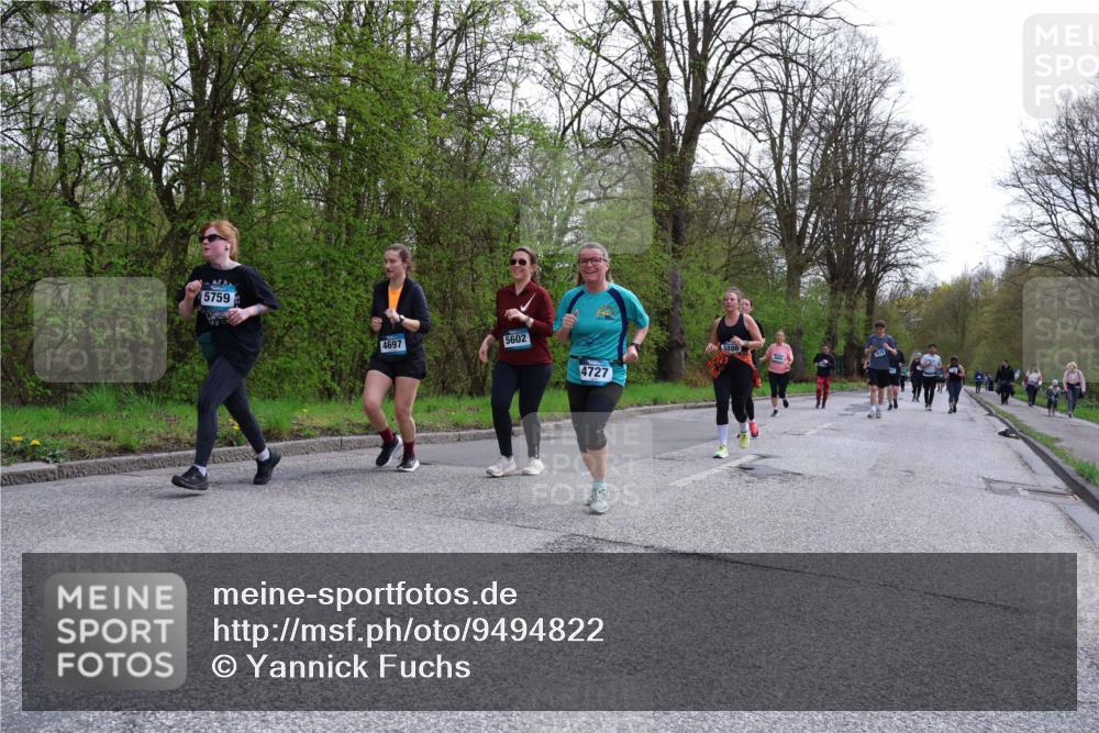12.04.2026 - 45. Internationalen Wilhelmsburger Insellauf Yannick Fuchs http://msf.ph/oto/9494822 12.04.2026 13:04:48 Laufen 5759, 4697, 5602, 4727 meine-sportfotos.de