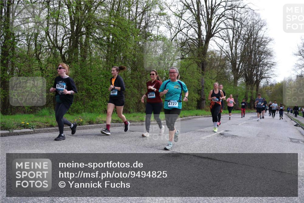 12.04.2026 - 45. Internationalen Wilhelmsburger Insellauf Yannick Fuchs http://msf.ph/oto/9494825 12.04.2026 13:04:48 Laufen 5759, 4697, 5602, 3886, 4727 meine-sportfotos.de